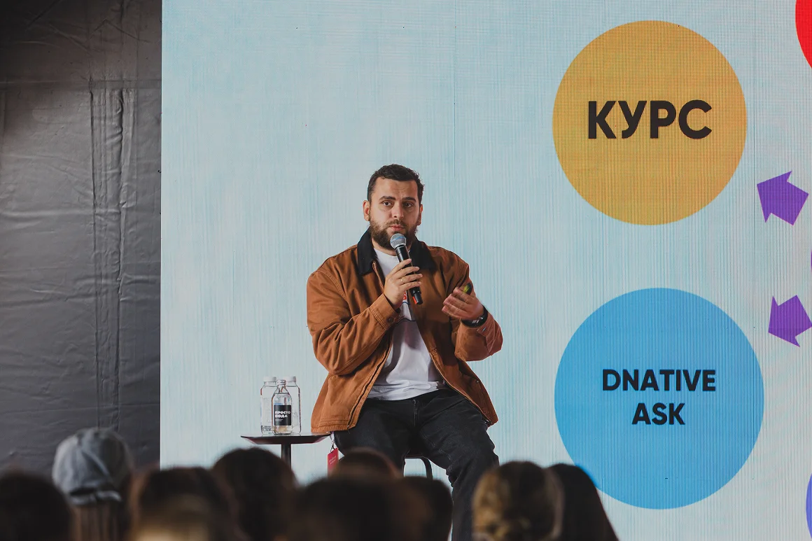 Иллюстрация к интервью с SMM-стратегом