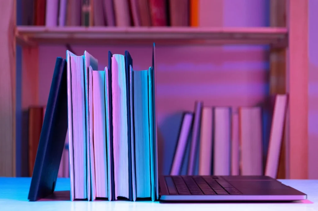 Книги и технологии — иллюстрация к статье